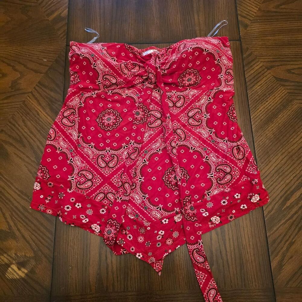 No-boundaries Women's Red and Pink top